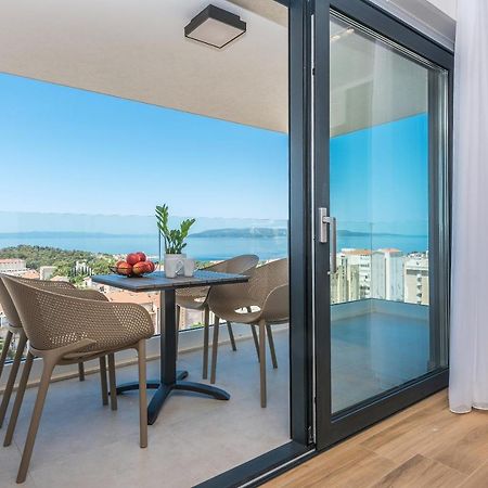 Luxury Adria Sea & City View Apartment Макарска Экстерьер фото
